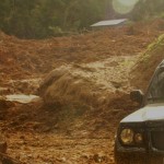 Chegada em São José: destruição e lama por todos os lados